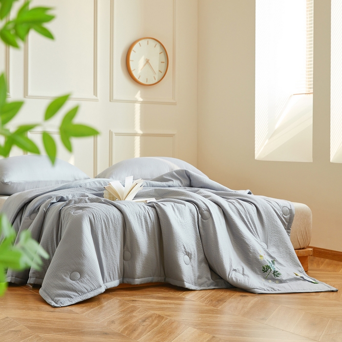 91家纺网 家纺一手货源 找家纺 （总）欧雅搁2025纯色艾草驱蚊夏凉被