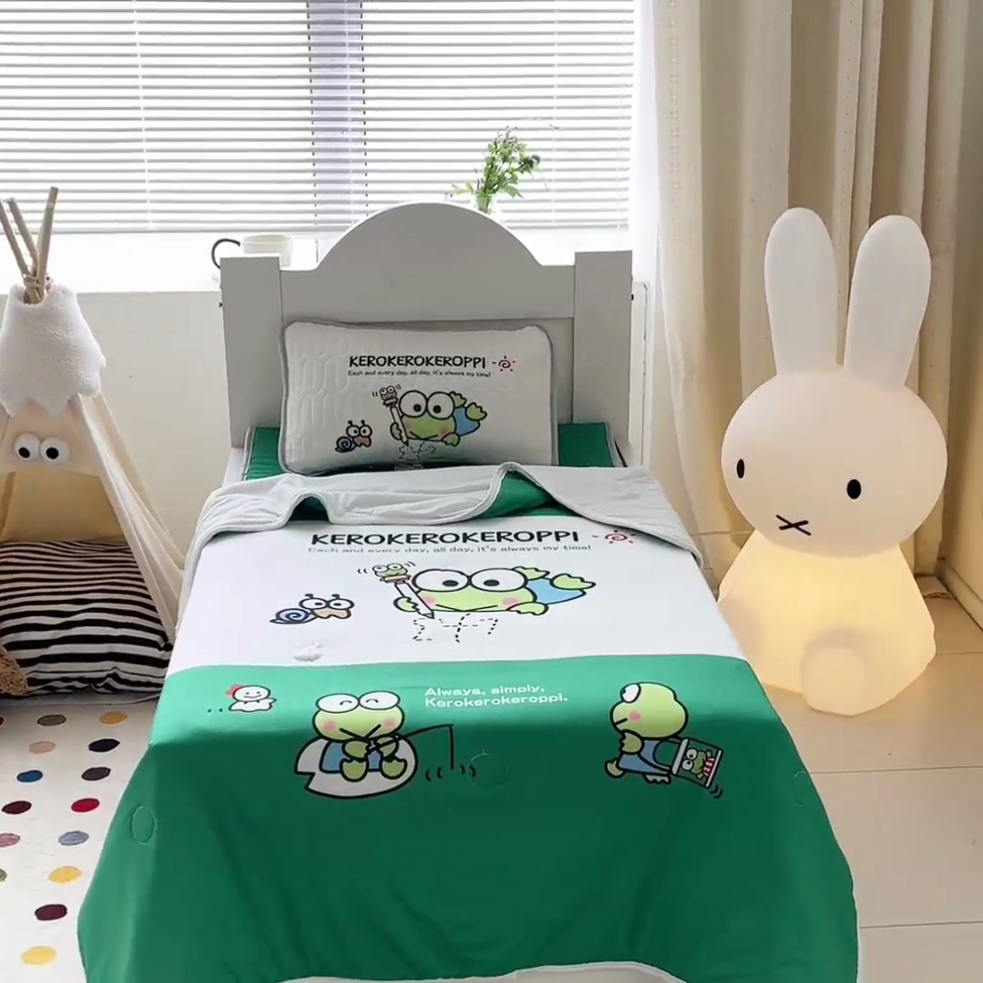 91家纺网 家纺一手货源 找家纺 花满路 2025新款儿童针织棉夏被 大眼蛙