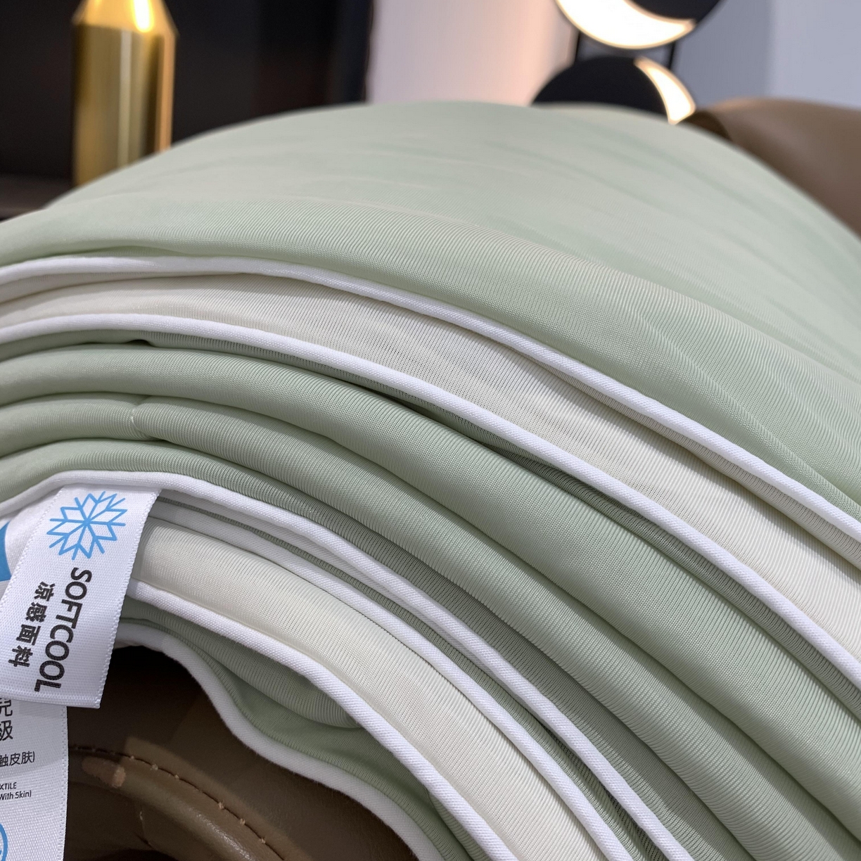 91家纺网 家纺一手货源 找家纺 2025新款小冰皮夏凉被锦纶氨纶面料空调夏被凉感丝单夏被空调被 薄荷奶绿