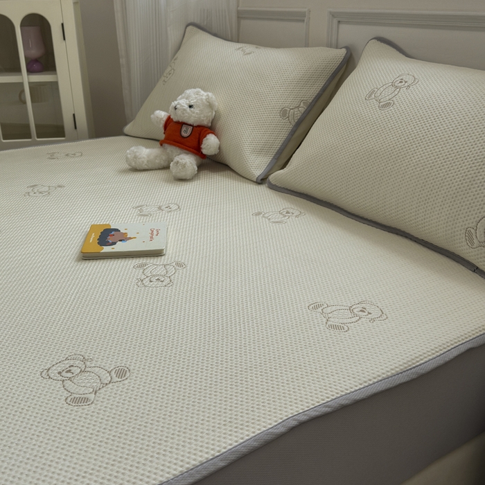 91家纺网 家纺一手货源 找家纺 金爱家 2025新款430克中分子豆豆席凉席席子 豆豆席-可爱熊