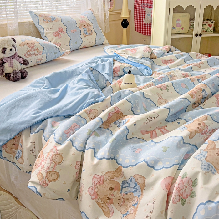 91家纺网 家纺一手货源 找家纺 2025春夏新款嵌绳款云柔水洗棉单夏被夏凉被空调被 嵌绳夏被-蓝色蕾丝兔