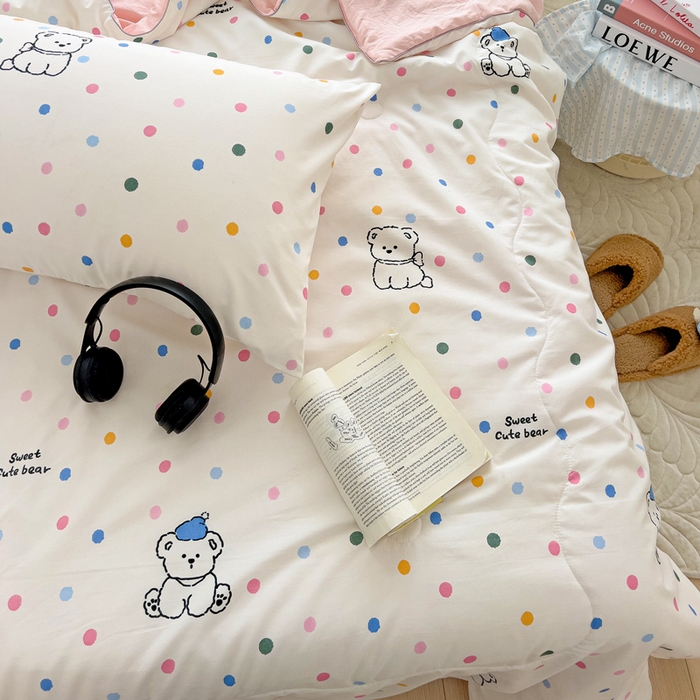 91家纺网 家纺一手货源 找家纺 2025春夏新款嵌绳款云柔水洗棉单夏被夏凉被空调被 嵌绳夏被-彩色波点熊