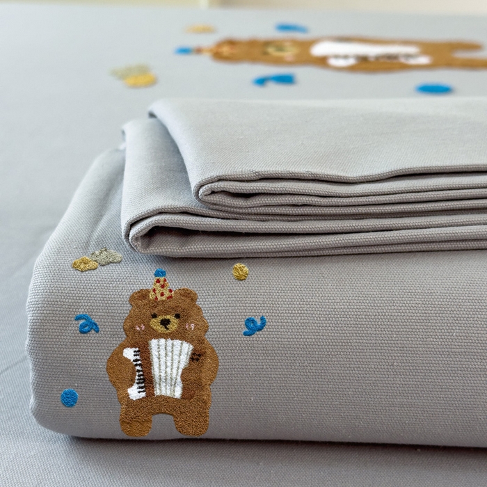 91家纺网 家纺一手货源 找家纺 席世家 2025春夏新款全棉纯棉老粗布印花床单凉席席子 嘟嘟熊