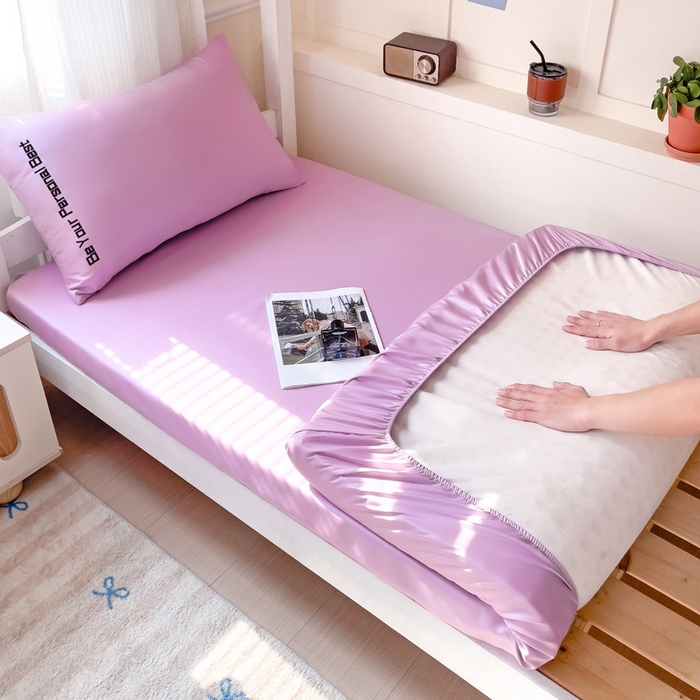 91家纺网 家纺一手货源 找家纺 纽缦家纺 2025新款纯色提花学生冰丝床笠 梦幻紫