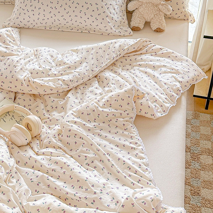 91家纺网 家纺一手货源 找家纺 2025新款双层皱皱纱水洗棉夏被夏凉被空调被可机洗空调被子被芯棉被 小花野 紫