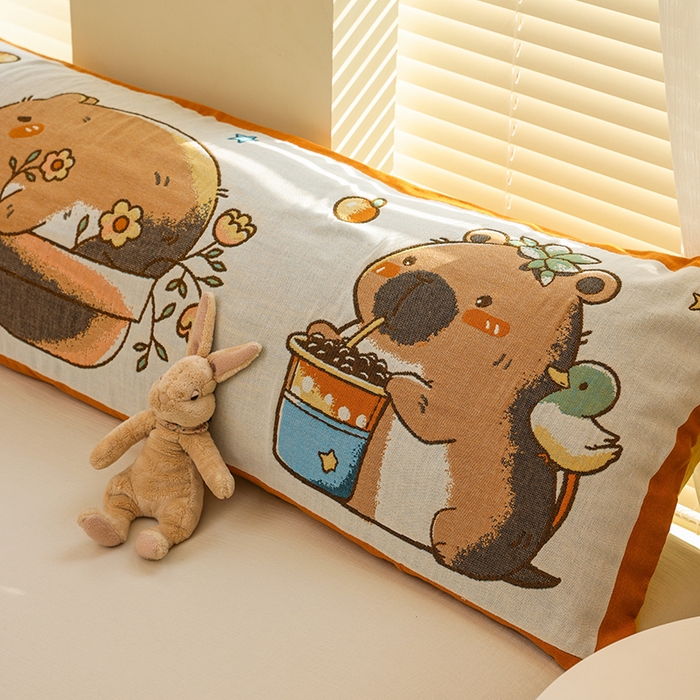 91家纺网 家纺一手货源 找家纺 雯雨2025新款A类卡通双人纱布枕套 卡皮巴啦