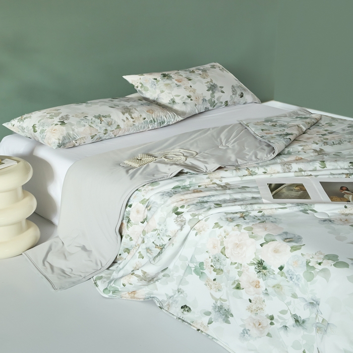 91家纺网 家纺一手货源 找家纺 2025春夏新款100%双面锦纶美式印花夏被凉感空调被 四季花城