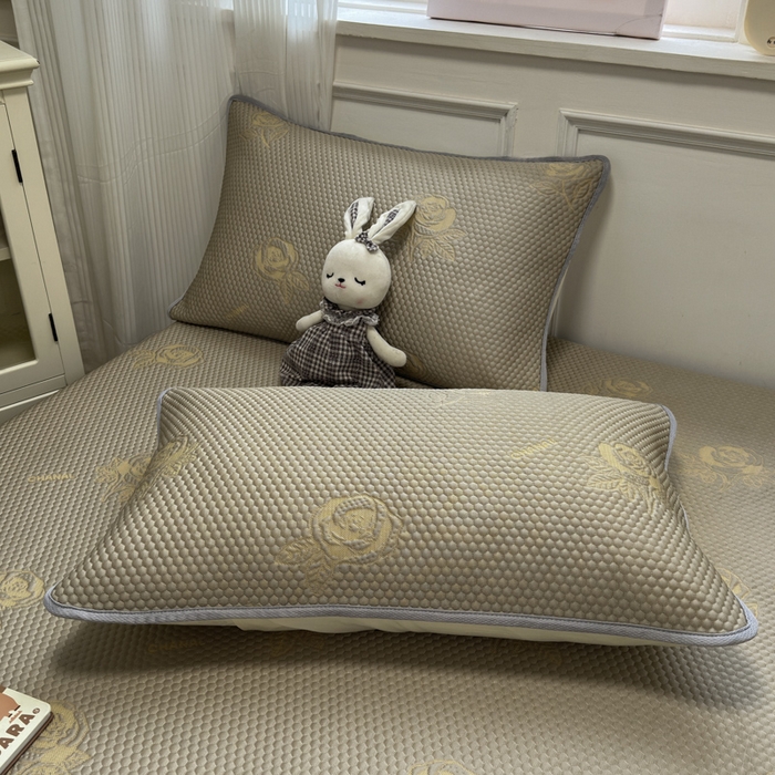 91家纺网 家纺一手货源 找家纺 金爱家 2025新款430克中分子豆豆席凉席席子 豆豆席-玫瑰香槟