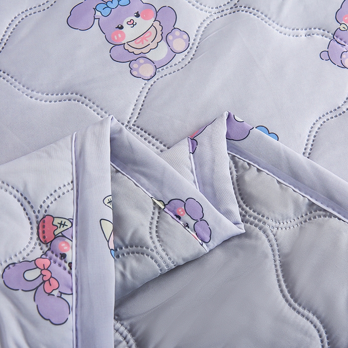 91家纺网 家纺一手货源 找家纺 被多多被业 2025新款凉感丝印花夏被夏凉被空调被 星黛兔-紫