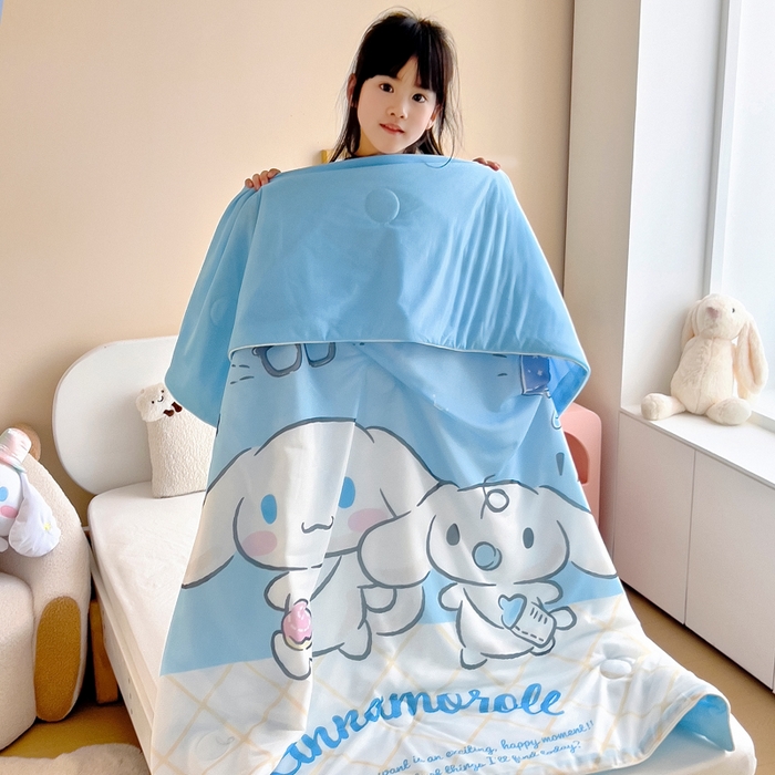 91家纺网 家纺一手货源 找家纺 吉咪兔家纺 25年新款三丽鸥库洛米儿童凉感丝夏被卡通空调被幼儿园午睡夏被夏凉被空调被 兄弟玉桂狗