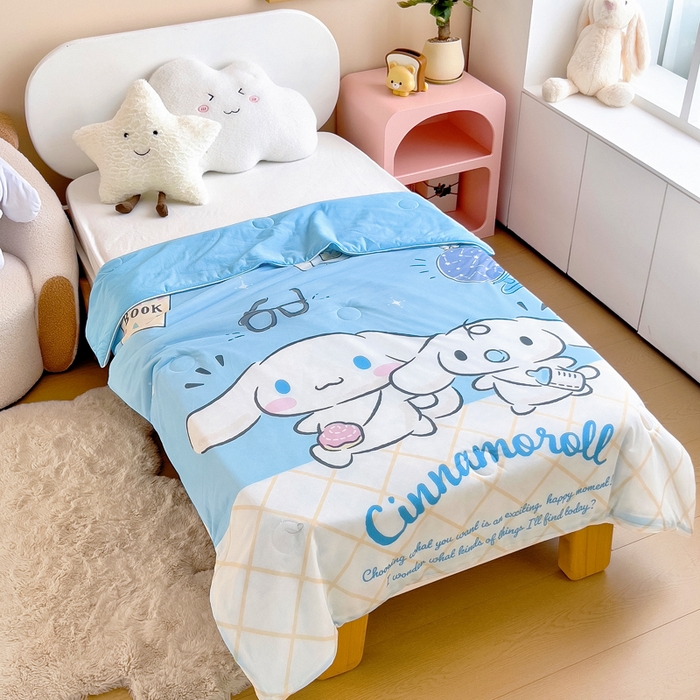 91家纺网 家纺一手货源 找家纺 吉咪兔家纺 25年新款三丽鸥库洛米儿童凉感丝夏被卡通空调被幼儿园午睡夏被夏凉被空调被 兄弟玉桂狗