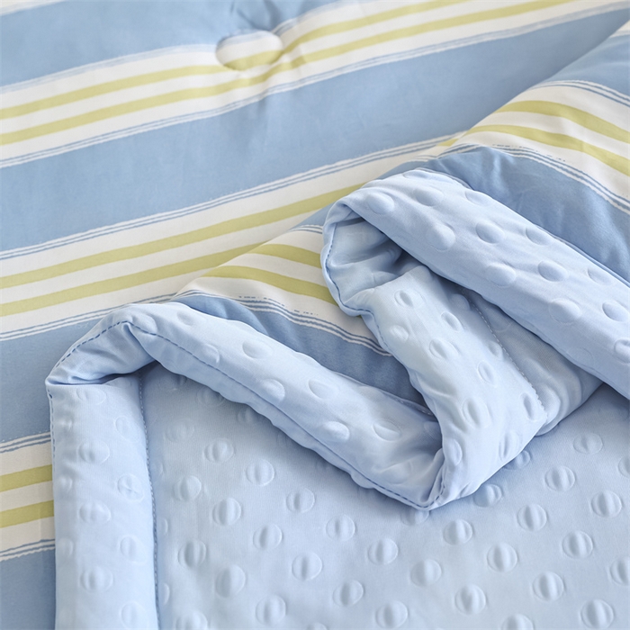 91家纺网 家纺一手货源 找家纺 默忆 2025新款印花凉感丝夏被夏凉被空调被加氨纶豆豆被 线条小狗