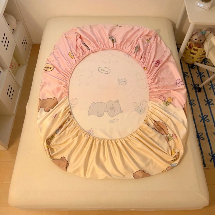 91家纺网 家纺一手货源 找家纺 浩诚2025新款卡皮巴拉原创IP全棉大版单床笠单枕套-有作品登记证书 幸运巴拉