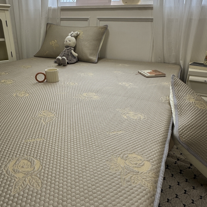 91家纺网 家纺一手货源 找家纺 金爱家 2025新款430克中分子豆豆席凉席席子 豆豆席-玫瑰香槟