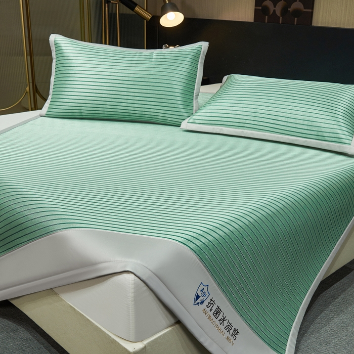 91家纺网 家纺一手货源 找家纺 小萌虎 2025新款轻柔丝抗菌冰丝藤凉席（复合三明治款）宽包刺绣冰丝软席藤席 抗菌三明治冰丝藤席-冰川-清新绿