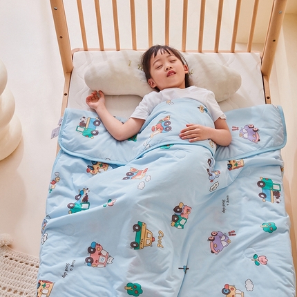 嗨生活2025年儿童夏被 幼儿园夏被 凉感丝夏被 汽车联盟