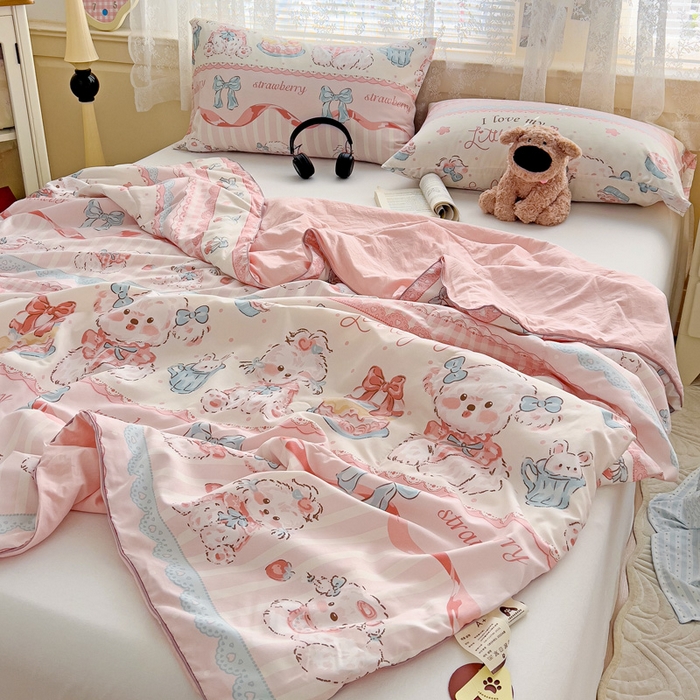 91家纺网 家纺一手货源 找家纺 2025春夏新款嵌绳款云柔水洗棉单夏被夏凉被空调被 嵌绳夏被-甜品可爱狗