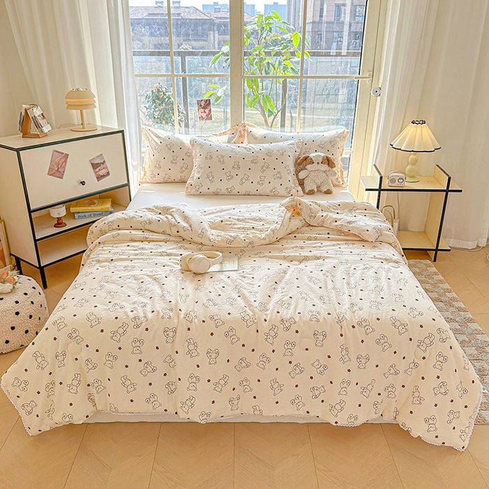 91家纺网 家纺一手货源 找家纺 2025新款双层皱皱纱水洗棉夏被夏凉被空调被可机洗空调被子被芯棉被 小熊院长