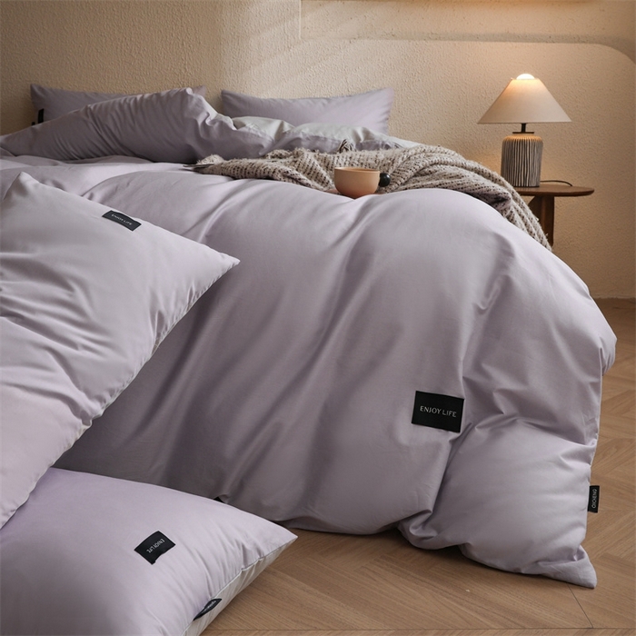 91家纺网 家纺一手货源 找家纺 启程2025新款全棉纯色双拼无印风四件套 水晶紫+绅士灰