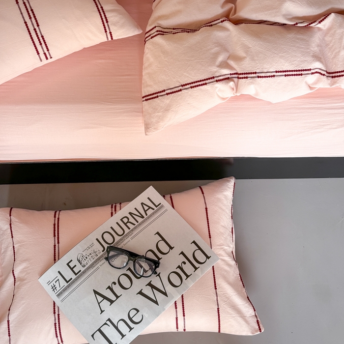 91家纺网 家纺一手货源 找家纺 山舍家居 2025新款全棉纯棉色织提花四件套-弗洛伦萨的落日 弗洛伦萨的落日-落日红