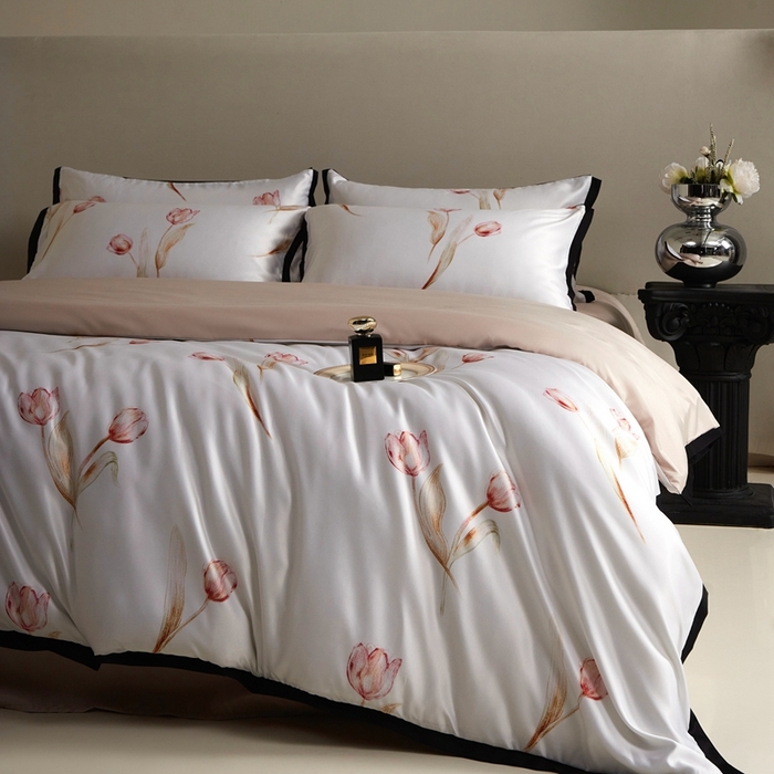 91家纺网 家纺一手货源 找家纺 优悦 2025新款冰丝数码印花四件套 花期-香槟