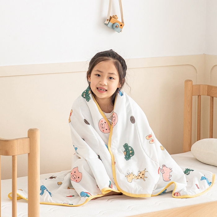 91家纺网 家纺一手货源 找家纺 嗨生活2025年儿童夏被 幼儿园夏被 凉感丝夏被 动物世界