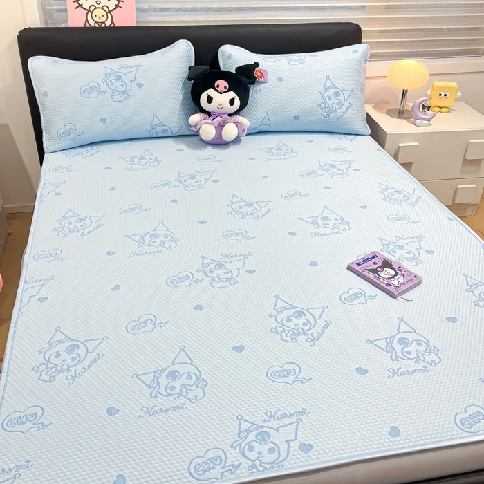 91家纺网 家纺一手货源 找家纺 八零年代 2025新款三丽鸥正版授权A类提花冰豆豆凉席平铺款床笠款系列 冰豆豆-库洛米-蓝