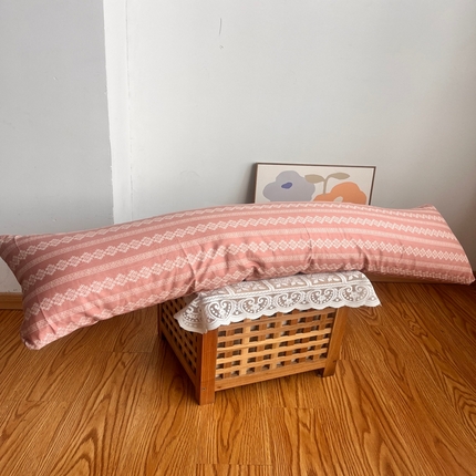 91家纺网 家纺一手货源 找家纺 （总）花西夫人 2023新款13372全棉印花长枕套双人枕头情侣枕芯