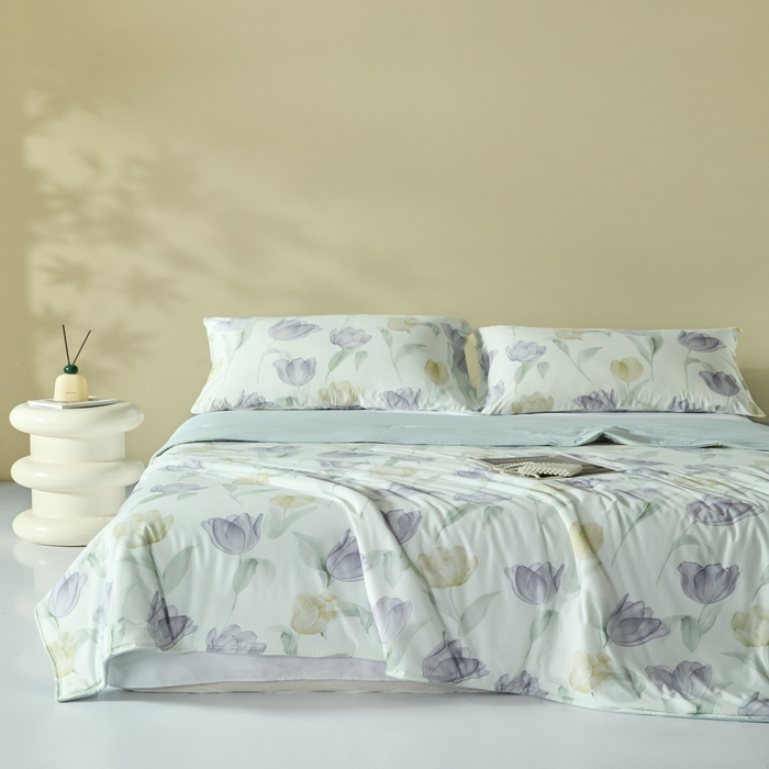 91家纺网 家纺一手货源 找家纺 2025春夏新款100%双面锦纶美式印花夏被凉感空调被 郁金香