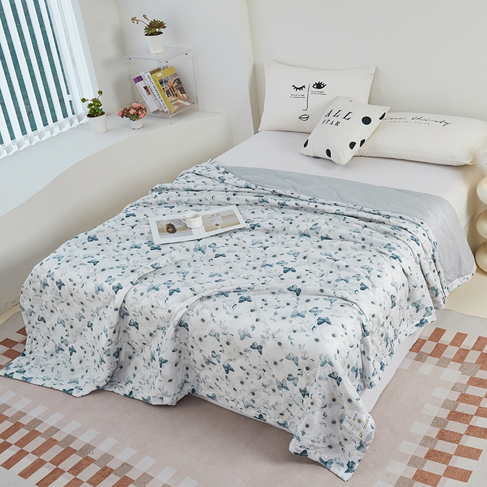 91家纺网 家纺一手货源 找家纺 被多多被业 2025新款凉感丝印花夏被夏凉被空调被 幻蝶