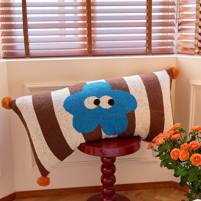 91家纺网 家纺一手货源 找家纺 （总）暖绵绵家纺 2025新款灵朵同款抱枕（含芯）