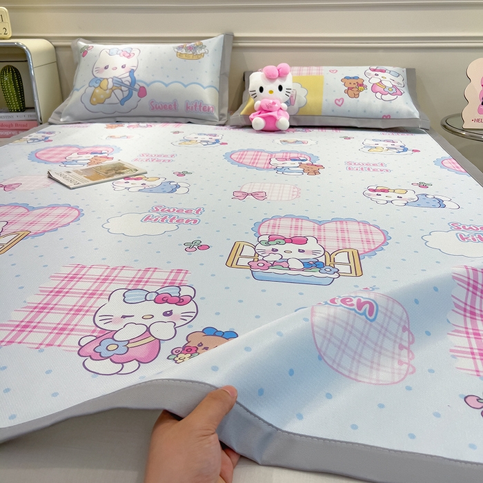 91家纺网 家纺一手货源 找家纺 摩妮卡 2025小清新数码冰丝席 碳光席三件套 凯蒂甜心