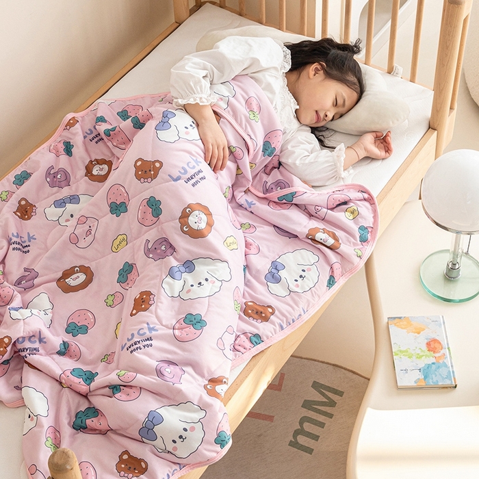 91家纺网 家纺一手货源 找家纺 嗨生活2025年儿童夏被 幼儿园夏被 凉感丝夏被 安妮兔