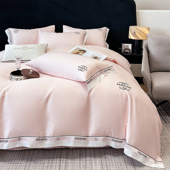 91家纺网 家纺一手货源 找家纺 （总）黄鹂鸟 2025新款A类100%莱赛尔天丝刺绣四件套-香奈系列【高档礼盒包装可提供买家秀 】