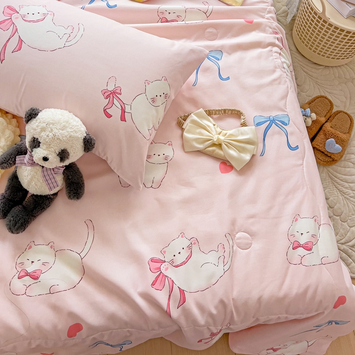 91家纺网 家纺一手货源 找家纺 2025春夏新款嵌绳款云柔水洗棉单夏被夏凉被空调被 嵌绳夏被-小蝴蝶结