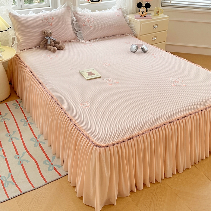 91家纺网 家纺一手货源 找家纺 梦舒羽 2025春夏新款冰豆豆凉席席子-床裙款 凉豆豆-小熊粉