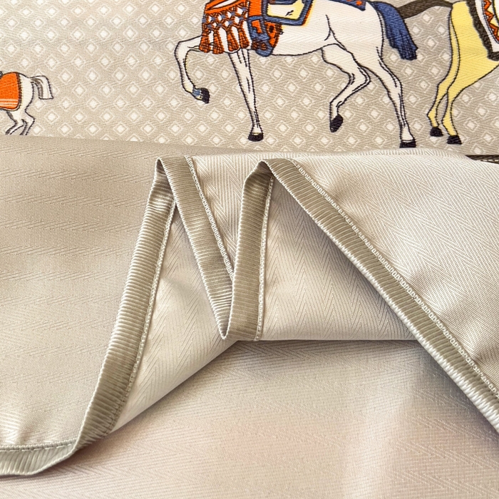 91家纺网 家纺一手货源 找家纺 纽缦家纺 2025新款印花冰丝防滑床单 时尚潮流