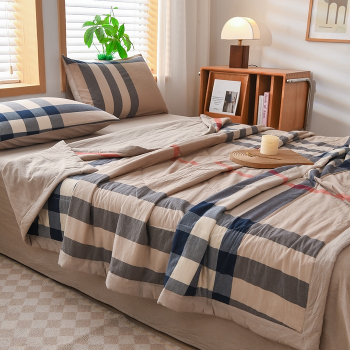 91家纺网 家纺一手货源 找家纺 圣尔雅家纺 2025新款里外全棉色织夏被新疆棉花被纯棉被子空调被夏凉被 兰棕大格