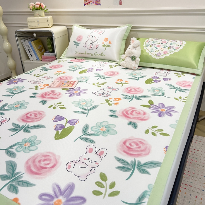 91家纺网 家纺一手货源 找家纺 摩妮卡 2025小清新数码冰丝席 碳光席三件套 缤纷兔语