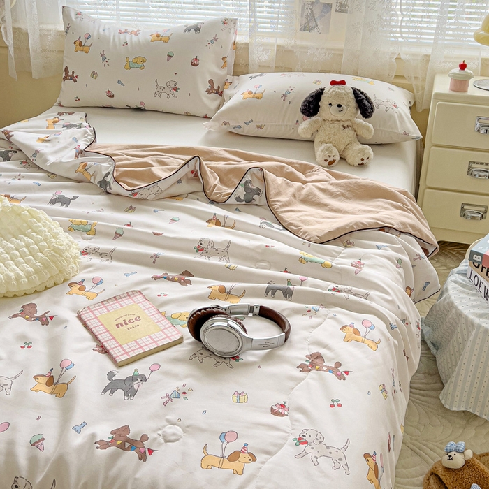 91家纺网 家纺一手货源 找家纺 2025春夏新款嵌绳款云柔水洗棉单夏被夏凉被空调被 嵌绳夏被-童年狗