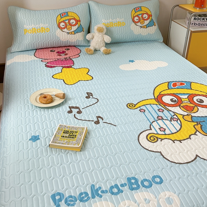 91家纺网 家纺一手货源 找家纺 金爱家2025新款啵乐乐乳胶凉席 凉席音乐派对