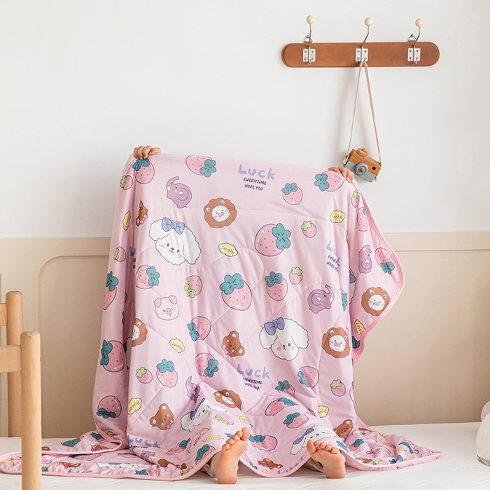 91家纺网 家纺一手货源 找家纺 嗨生活2025年儿童夏被 幼儿园夏被 凉感丝夏被 安妮兔