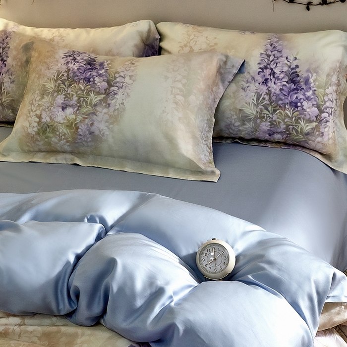 91家纺网 家纺一手货源 找家纺 未来家居 2025春夏新款100支莱赛尔天丝贡缎纯色印花系列高端礼盒四件套 春樱漫舞