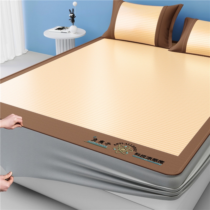 91家纺网 家纺一手货源 找家纺 悠米悠家 2025新款负离子+抗菌系列凉席床笠三件套 负离子咖色