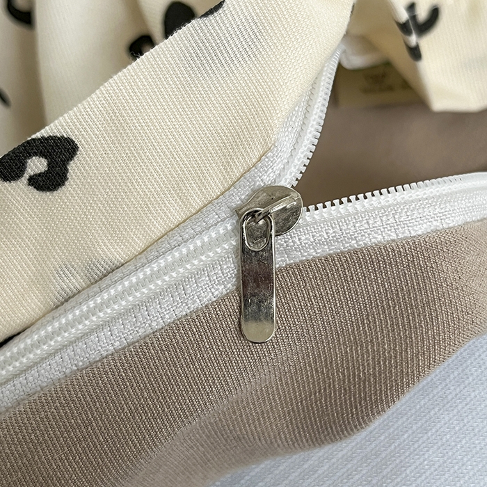 91家纺网 家纺一手货源 找家纺 玖明2025新款A类加厚柔软针织棉双层纱四件套 豹纹