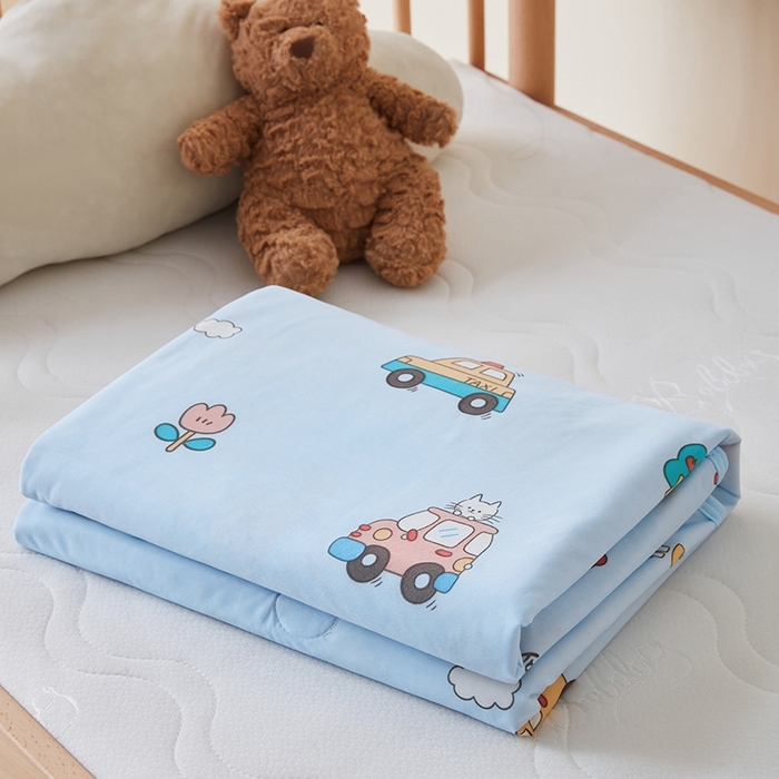 91家纺网 家纺一手货源 找家纺 嗨生活2025年儿童夏被 幼儿园夏被 凉感丝夏被 汽车联盟