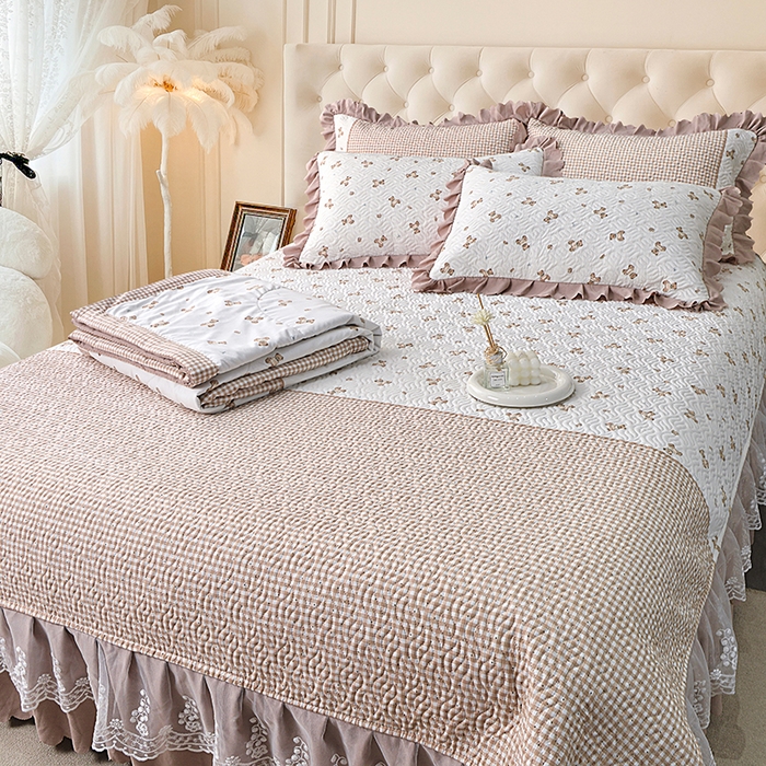 91家纺网 家纺一手货源 找家纺 梦柏 2025新款韩版双层纱夹棉绗缝床盖夏被四件套 小熊