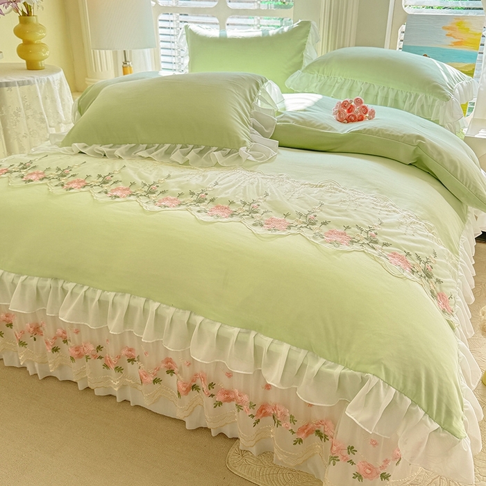91家纺网 家纺一手货源 找家纺 大麦家纺2025新款年新款亲肤花边款床盖四件套  甜心小姐-青提绿