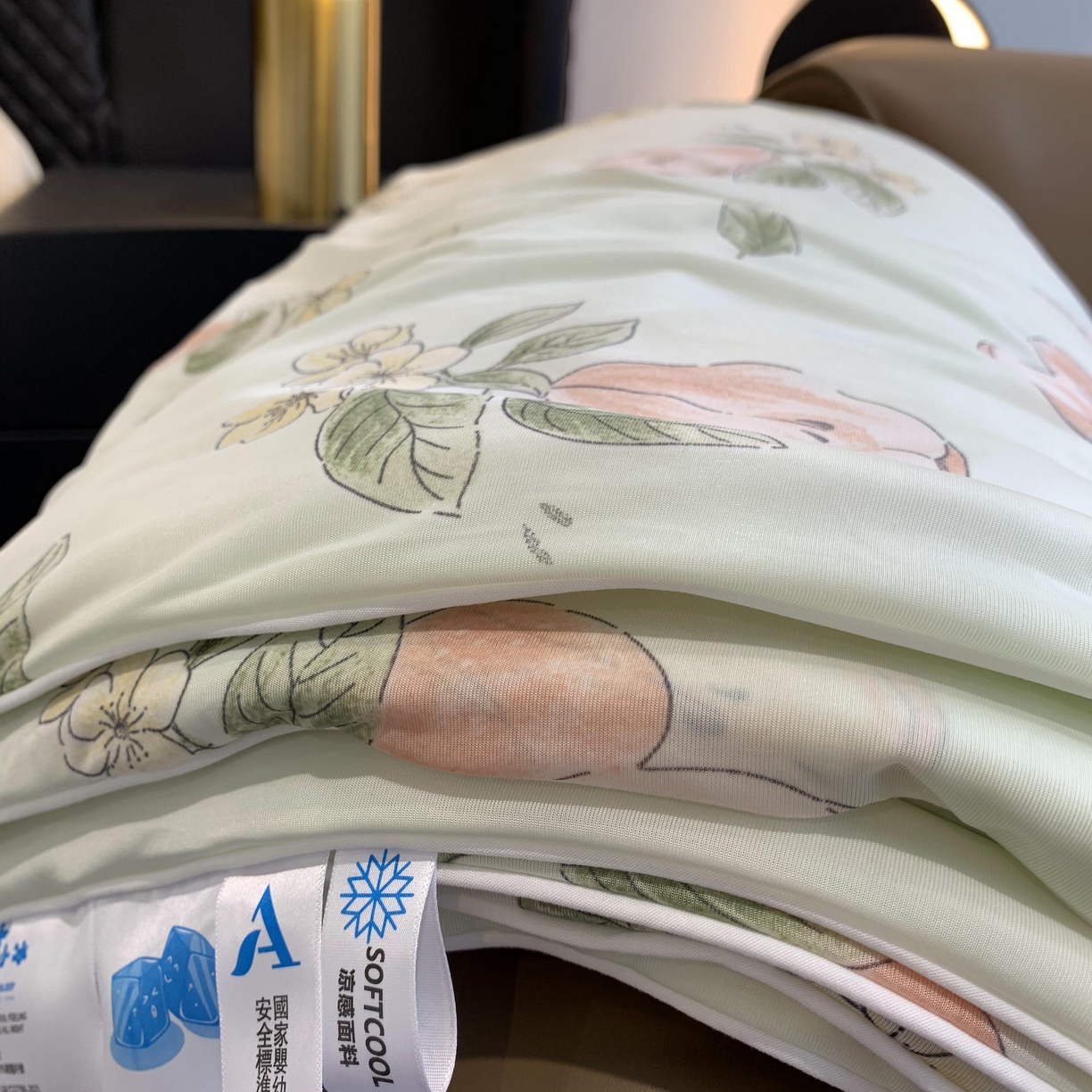 91家纺网 家纺一手货源 找家纺 2025新款小冰皮夏凉被锦纶氨纶面料空调夏被凉感丝单夏被空调被 香梨