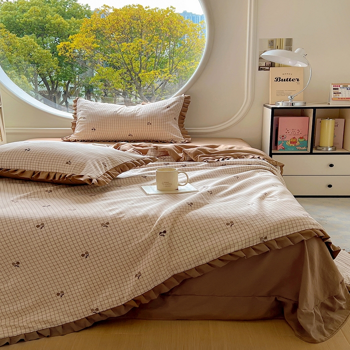 91家纺网 家纺一手货源 找家纺 欧尚 2025新款夏被四件套 格子樱桃